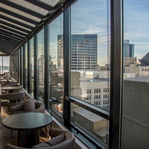 Hotel Theodore Seattle Downtown, Tapestry by Hilton